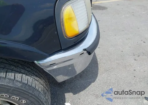 1998 Ford F-150 Lariat/Xl/Xlt from USA, damaged, VIN 1FTRX17L4WNC14123